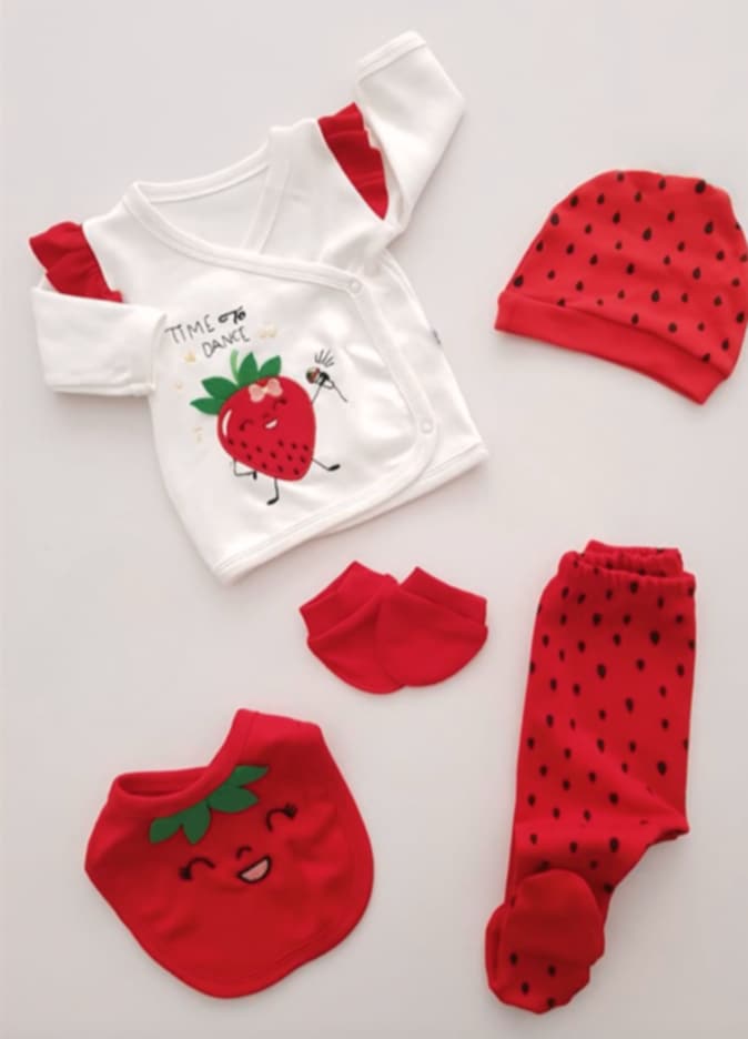 Mommy’s Little queen – Newborn Baby Girl Bundle